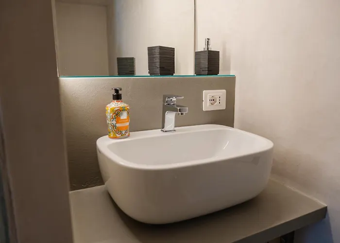 Black Stones Li Cuti Catania