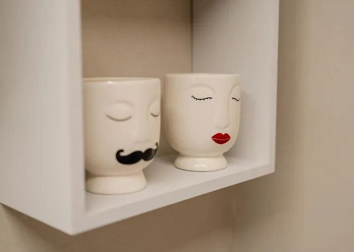 Black Stones Li Cuti *