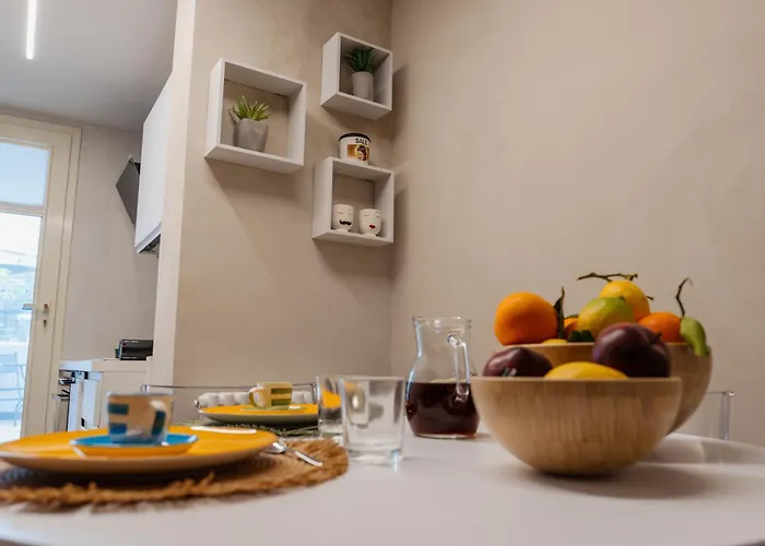 Apartment Black Stones Li Cuti *