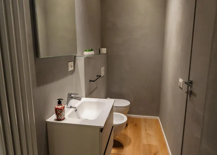 Black Stones Li Cuti *